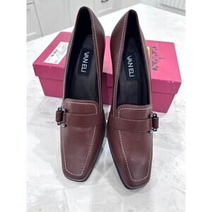 Vaneli “Zinky” Mid Brown Heels – Size 8M – Short 2” Heel – NWOT